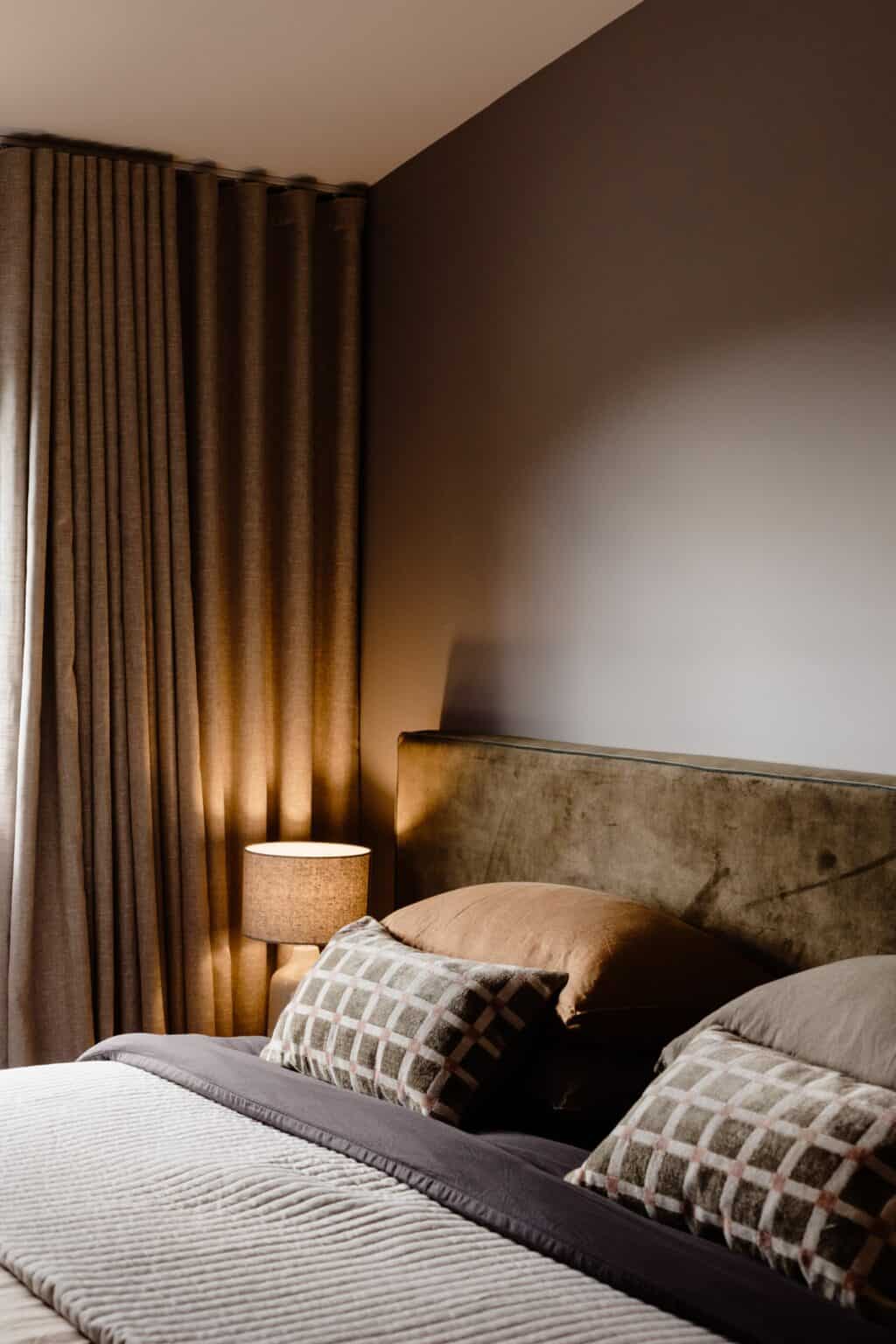 Roam Merrijig - luxury accommodation Merrijig - luxury accommodation Mount Buller - bedroom with king bed